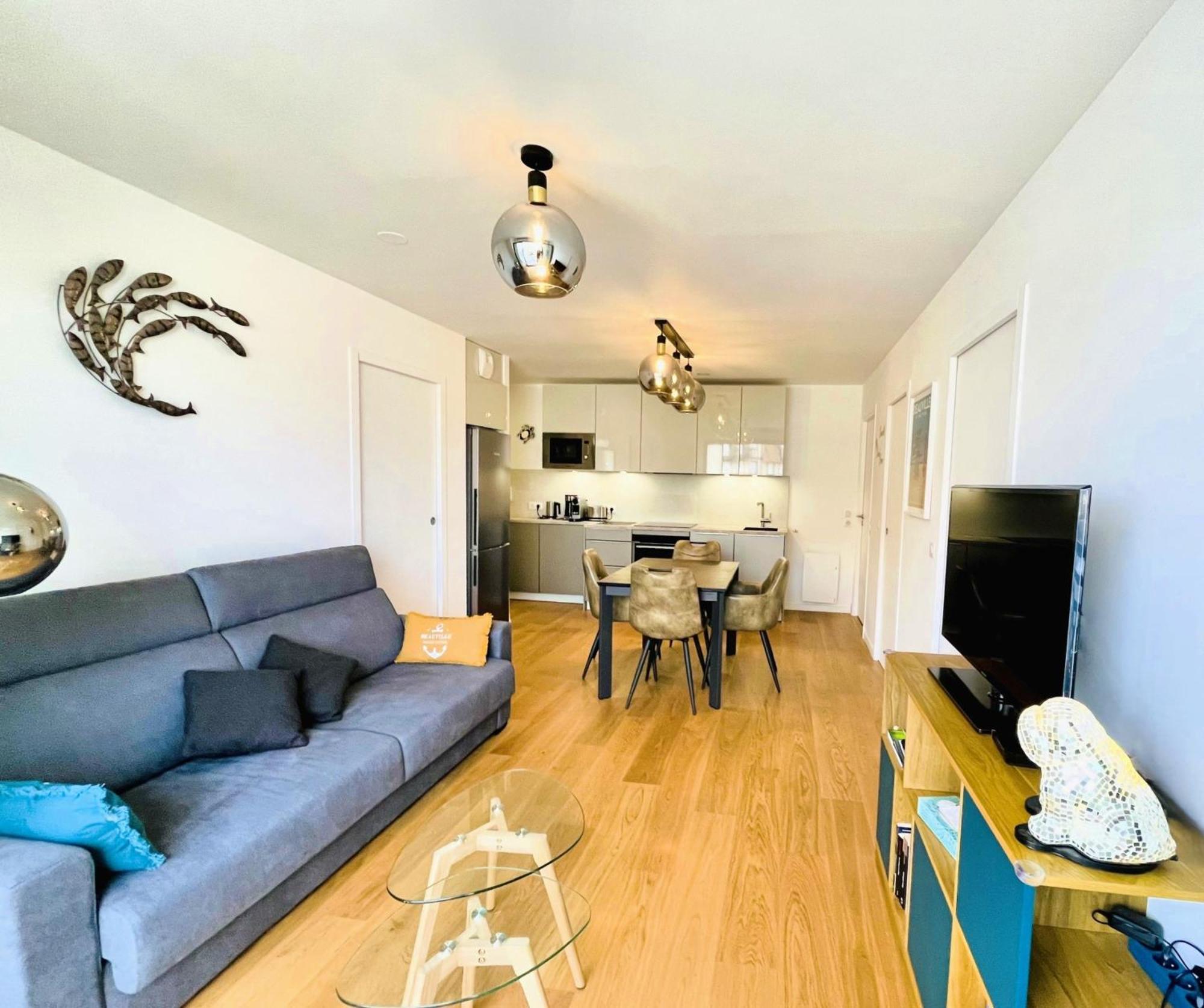 Ferienwohnung Sejour Authentique - Balcon, Parking & Wifi Ultra-Rapide Deauville Exterior foto