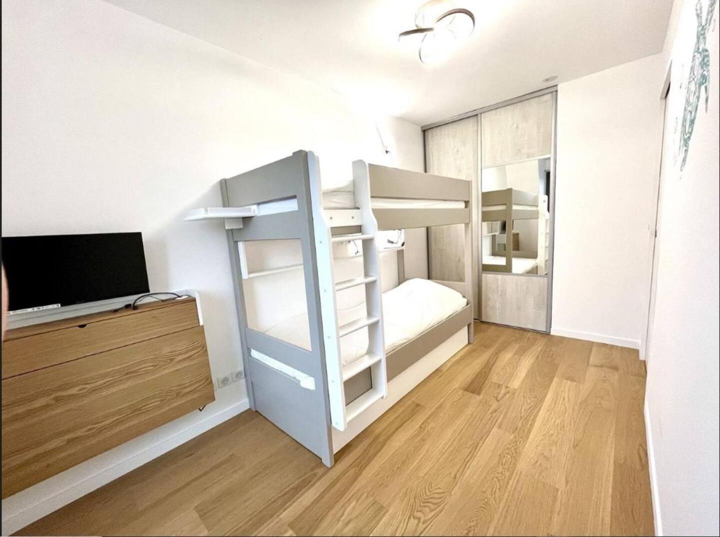 Ferienwohnung Sejour Authentique - Balcon, Parking & Wifi Ultra-Rapide Deauville Exterior foto